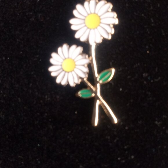 Flower necklace - Picture 2 of 2